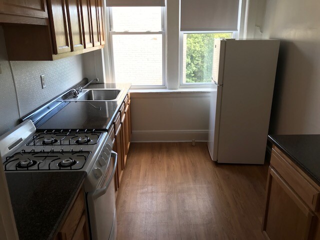 1810 Commonwealth Ave, Brighton