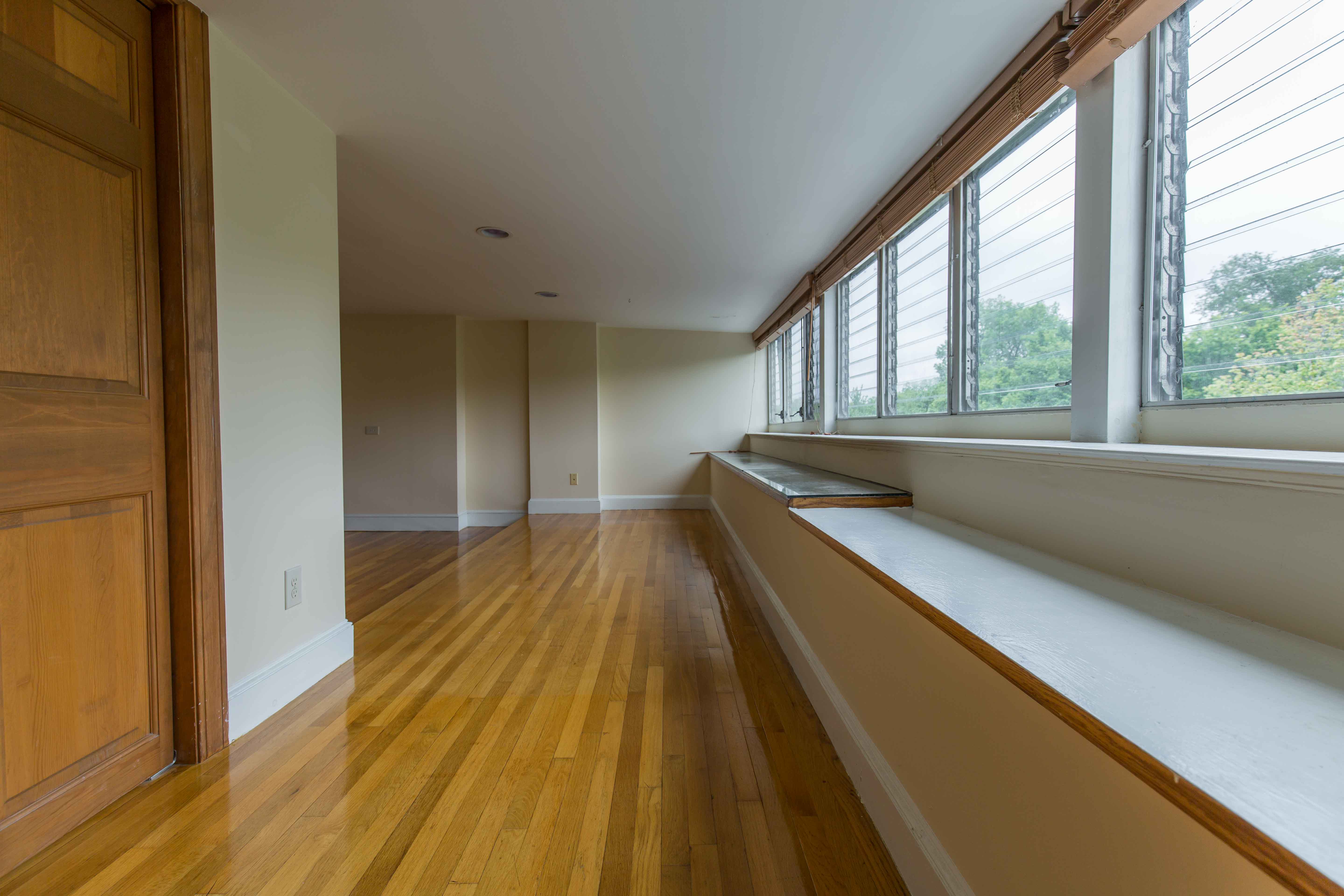 206 Commonwealth Ave, Back Bay