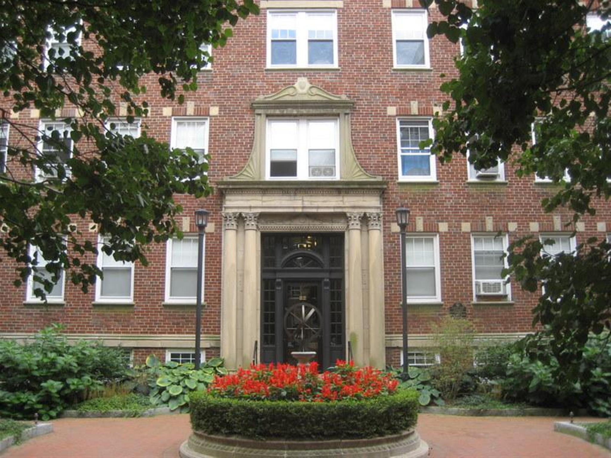 24 Chauncy St, Harvard Square