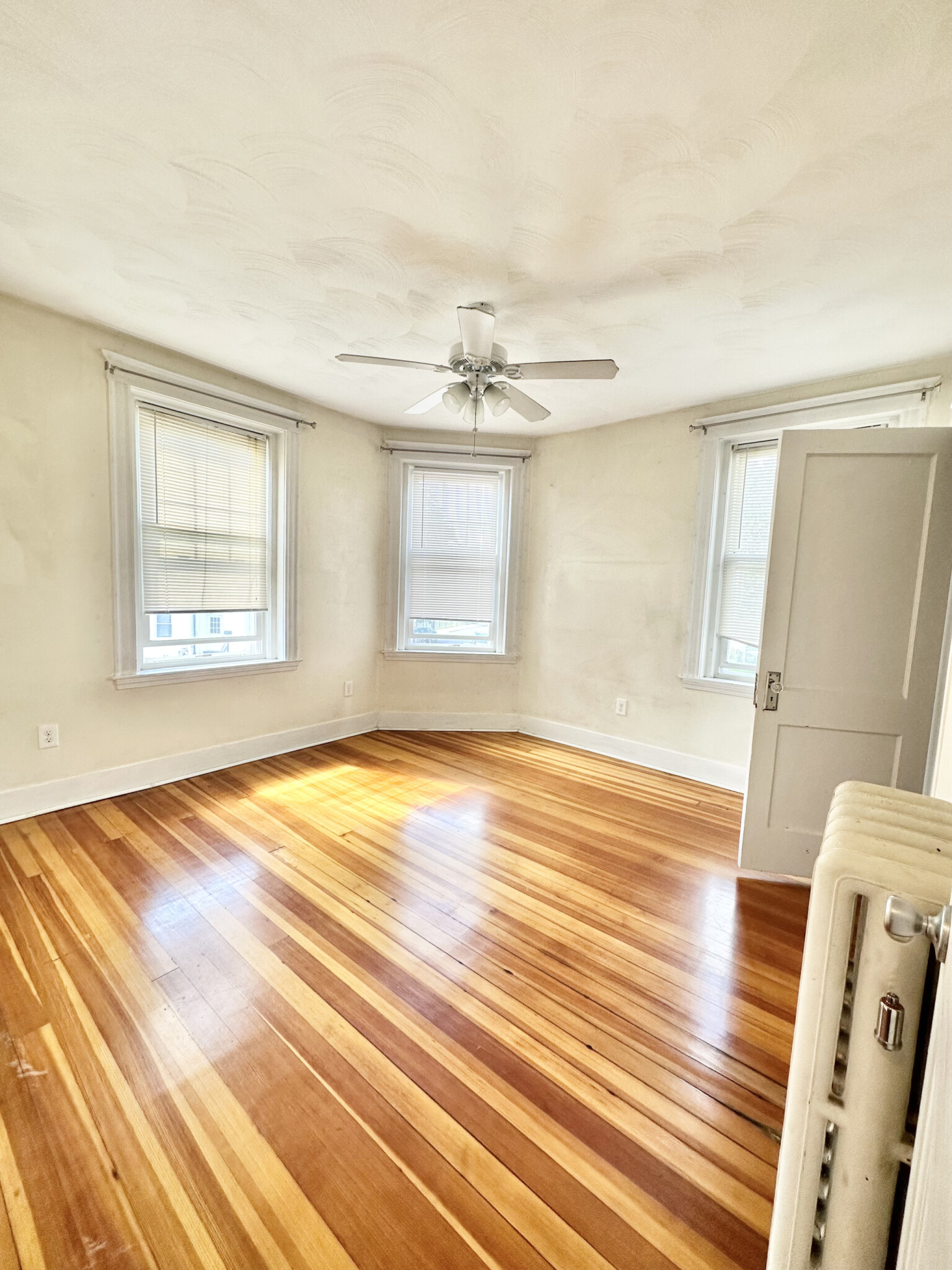 61 Royal St, Allston