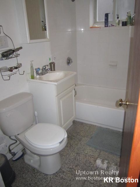 61 Selkirk Rd, Brighton