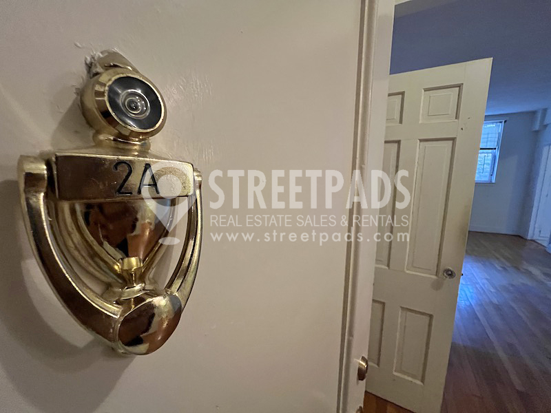 75 Kilsyth Rd, Brighton