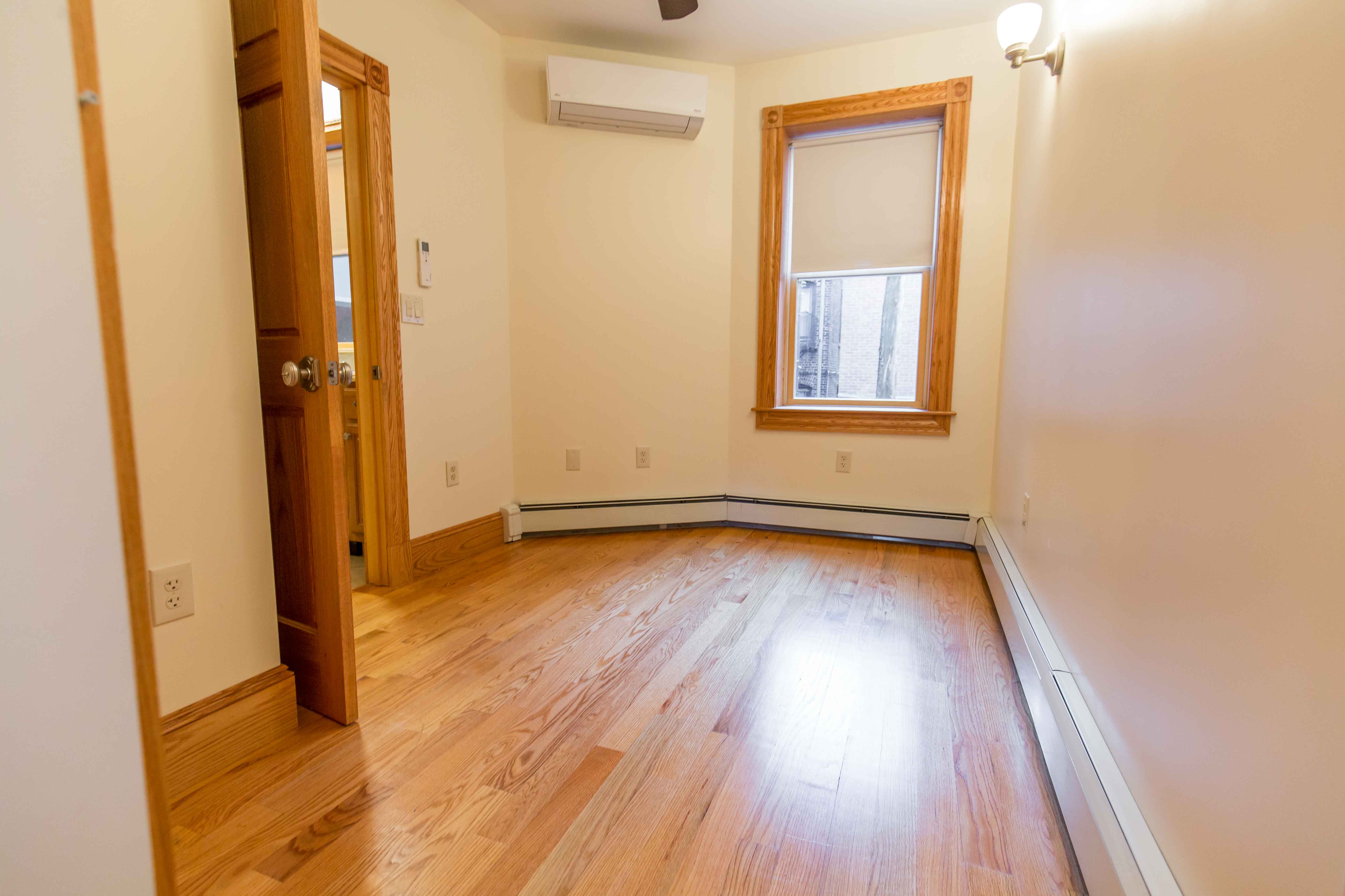 16 Russell St, Beacon Hill