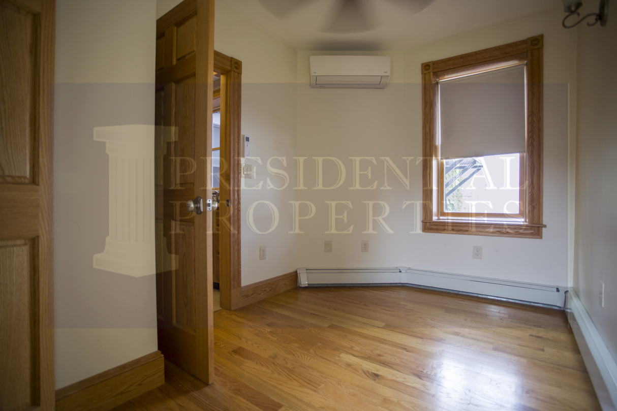 16 Russell St, Beacon Hill