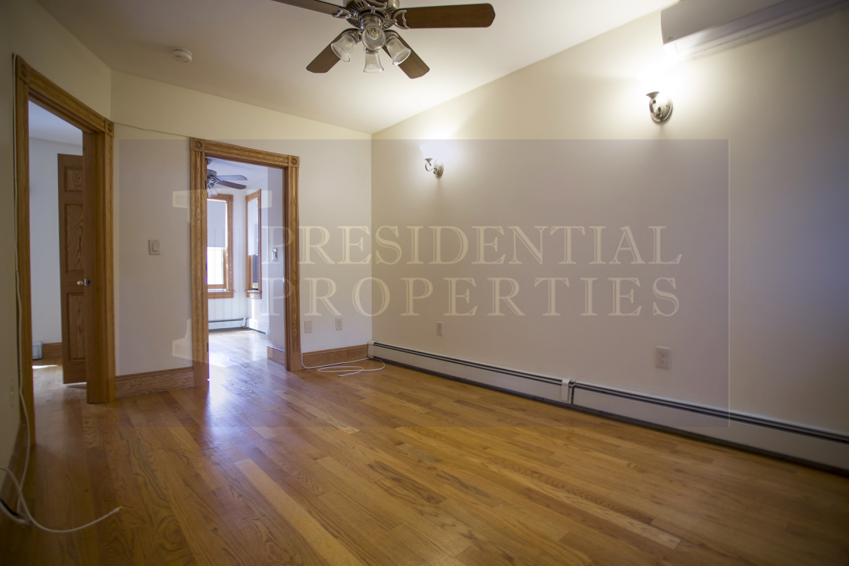 16 Russell St, Beacon Hill