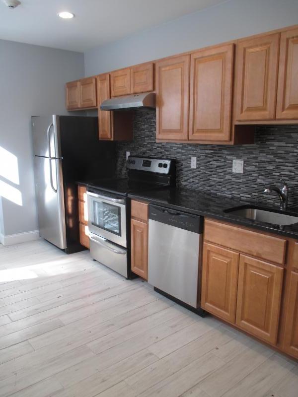 4 Greenway Ct, Coolidge Corner