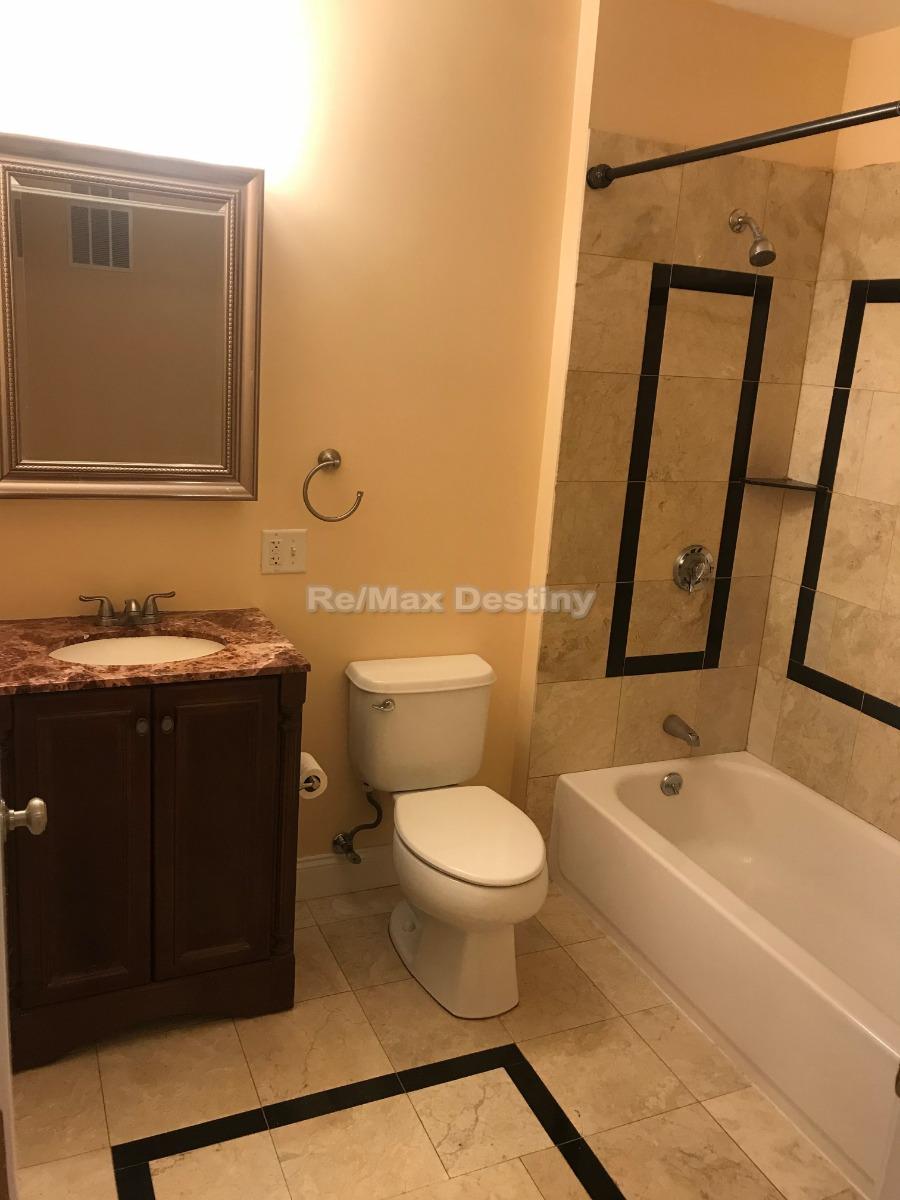 100 Fellsway, Ball Square