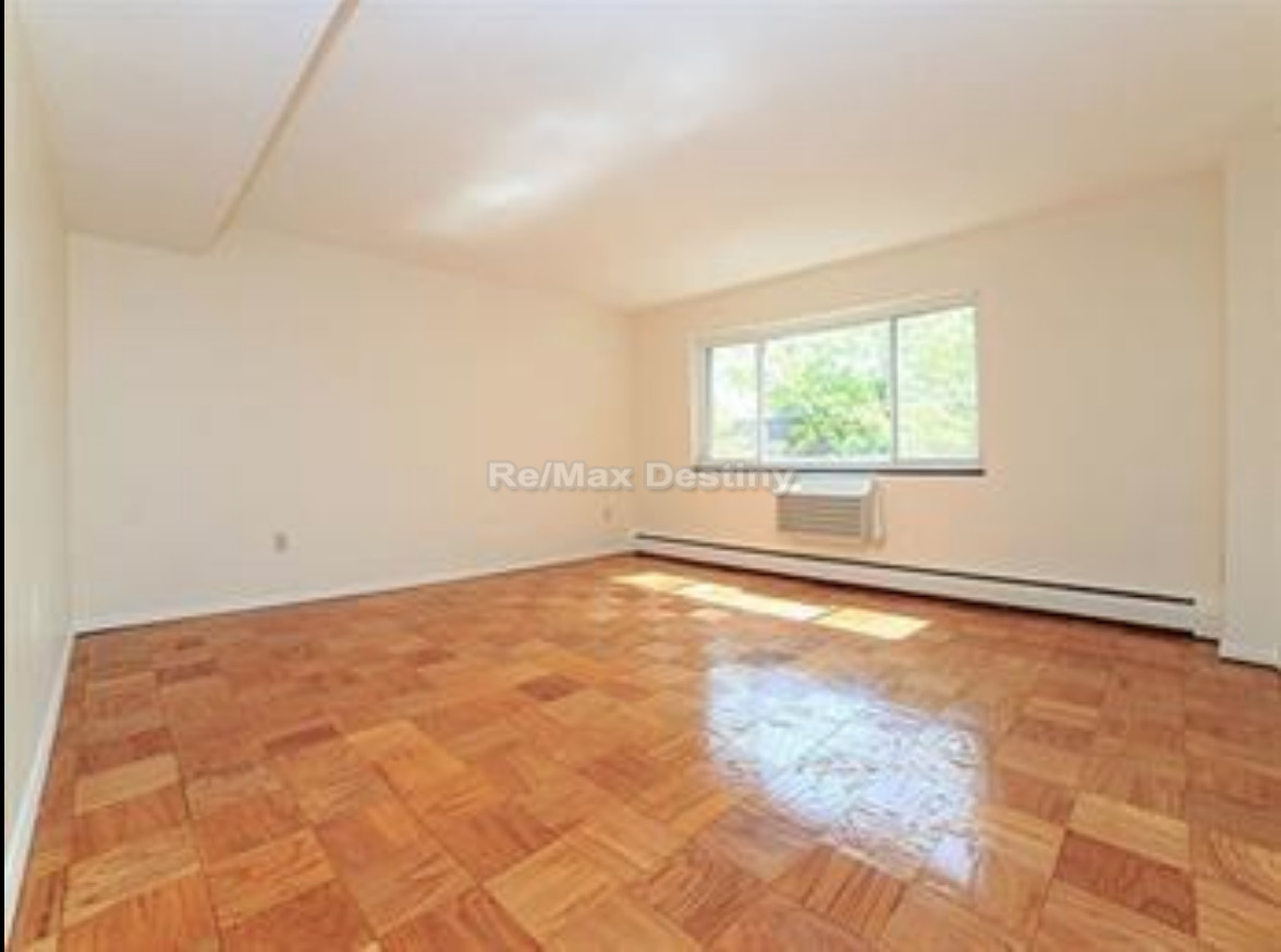 287 Harvard St, Mid Cambridge