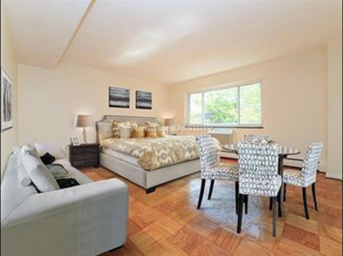 287 Harvard St, Mid Cambridge