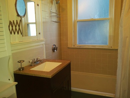 6 Glade Ave, Jamaica Plain