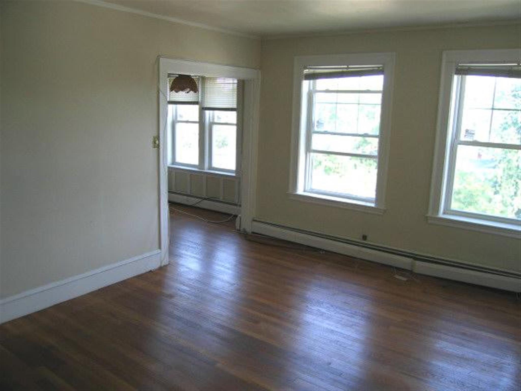 36 College Ave, Davis Square