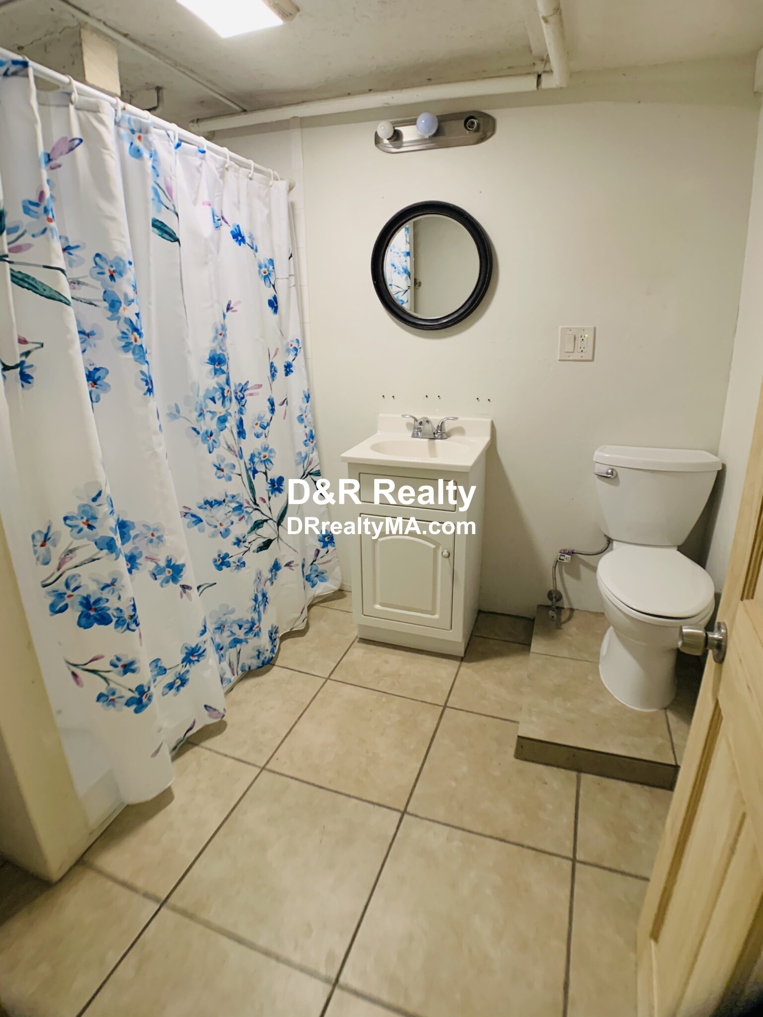 64 Pleasant St, Cambridgeport