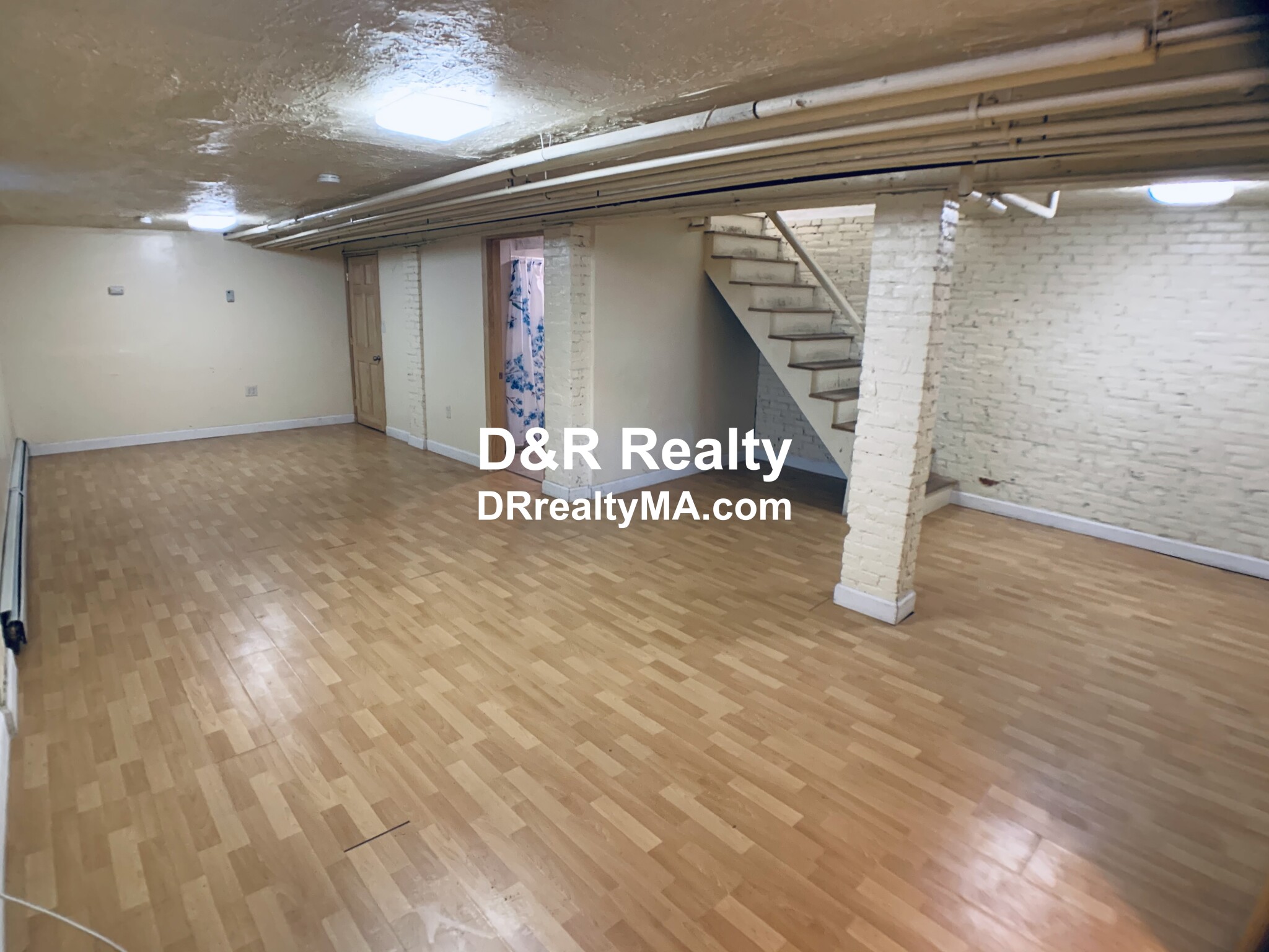 64 Pleasant St, Cambridgeport