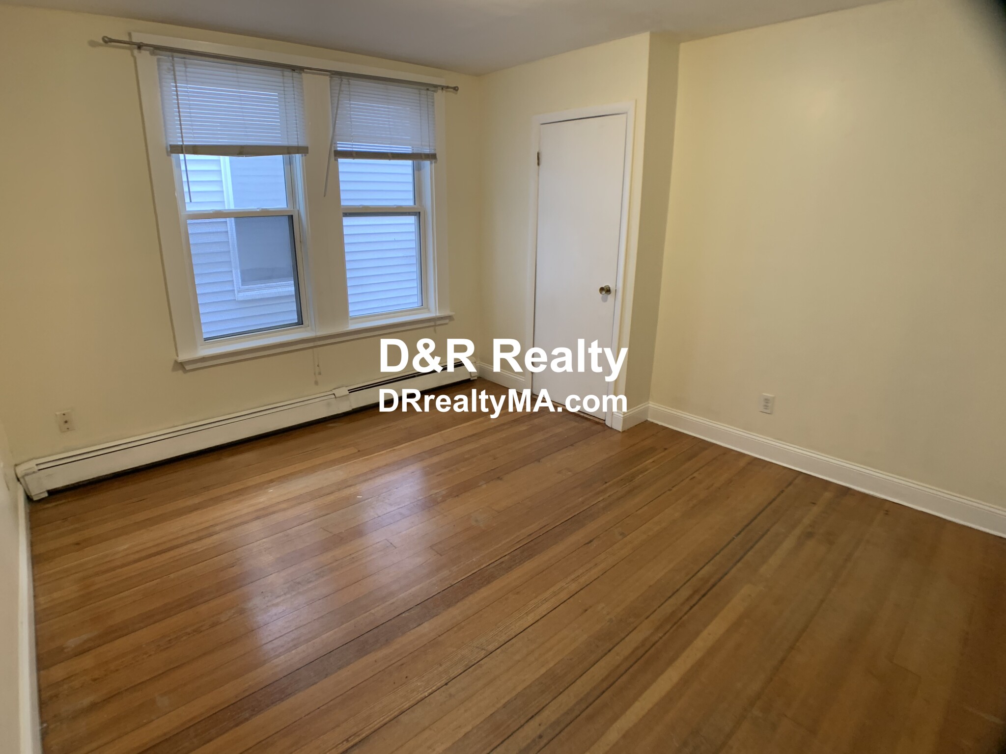 64 Pleasant St, Cambridgeport