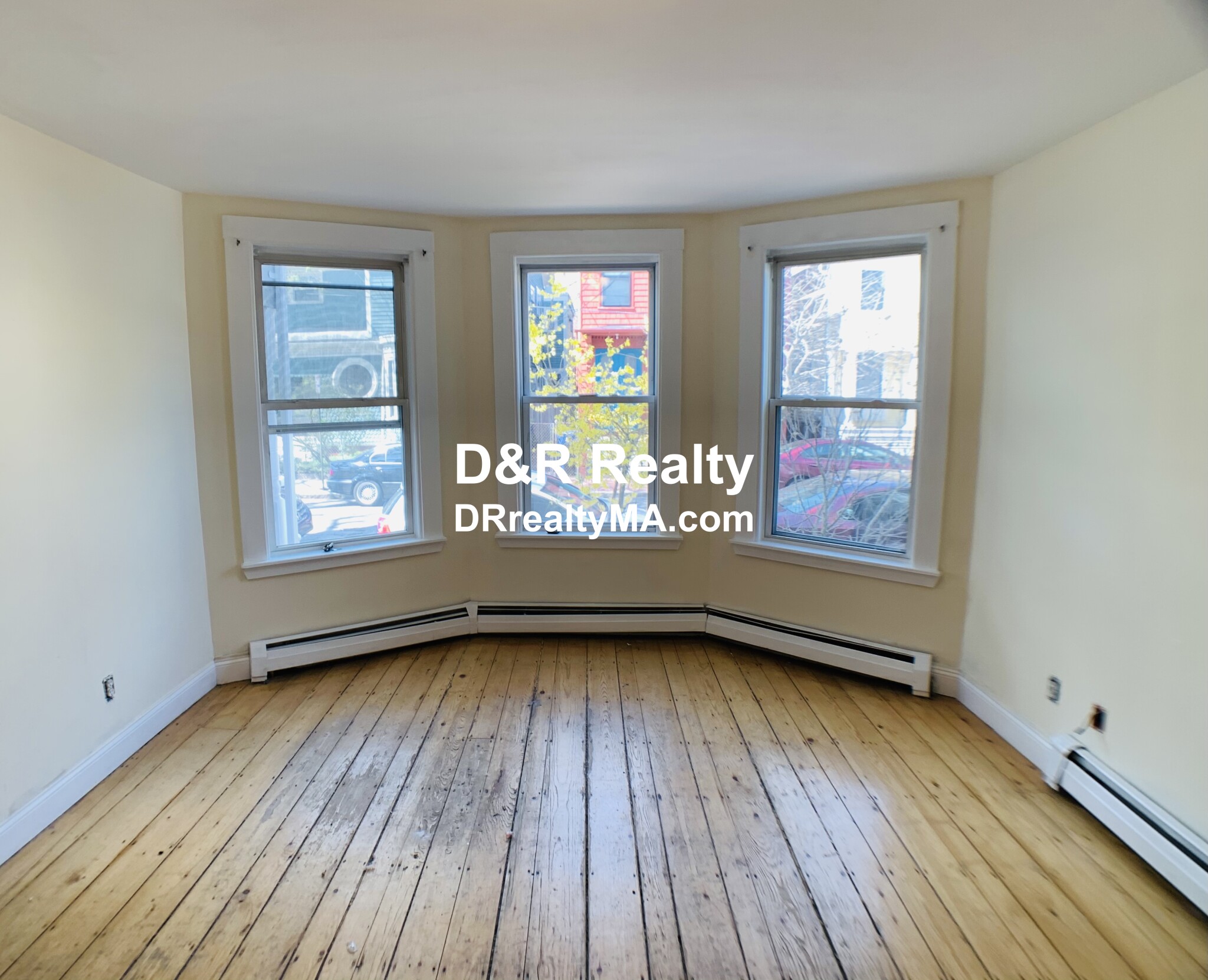 64 Pleasant St, Cambridgeport