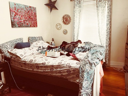 62 Harlow St, Arlington