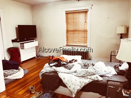 62 Harlow St, Arlington