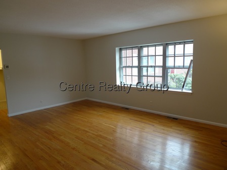 22 Lake Shore, Brighton