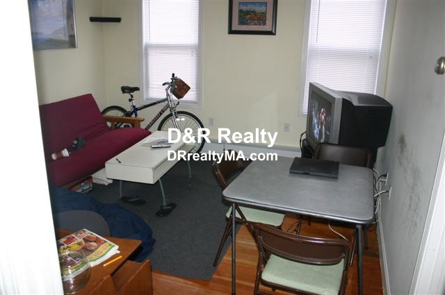 647 Cambridge St, East Cambridge