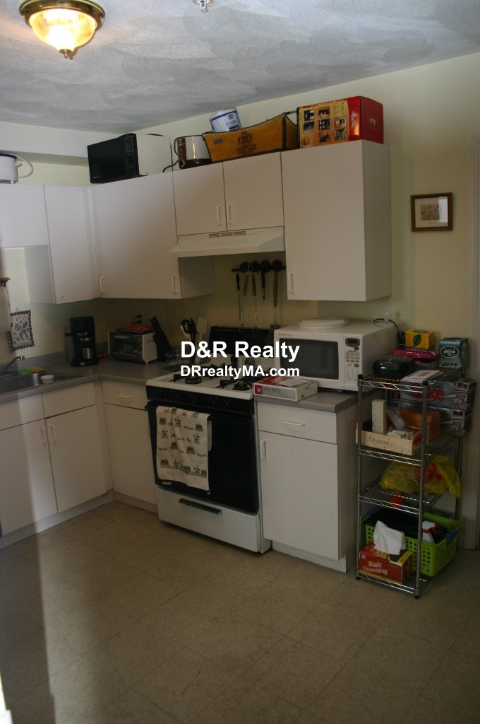 647 Cambridge St, East Cambridge