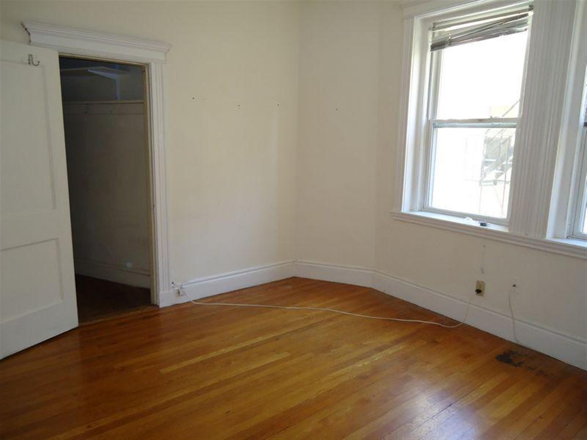 72 Kirkland St, Mid-Cambridge