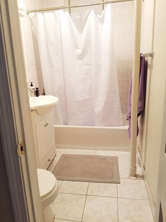 65 Burbank St, Fenway