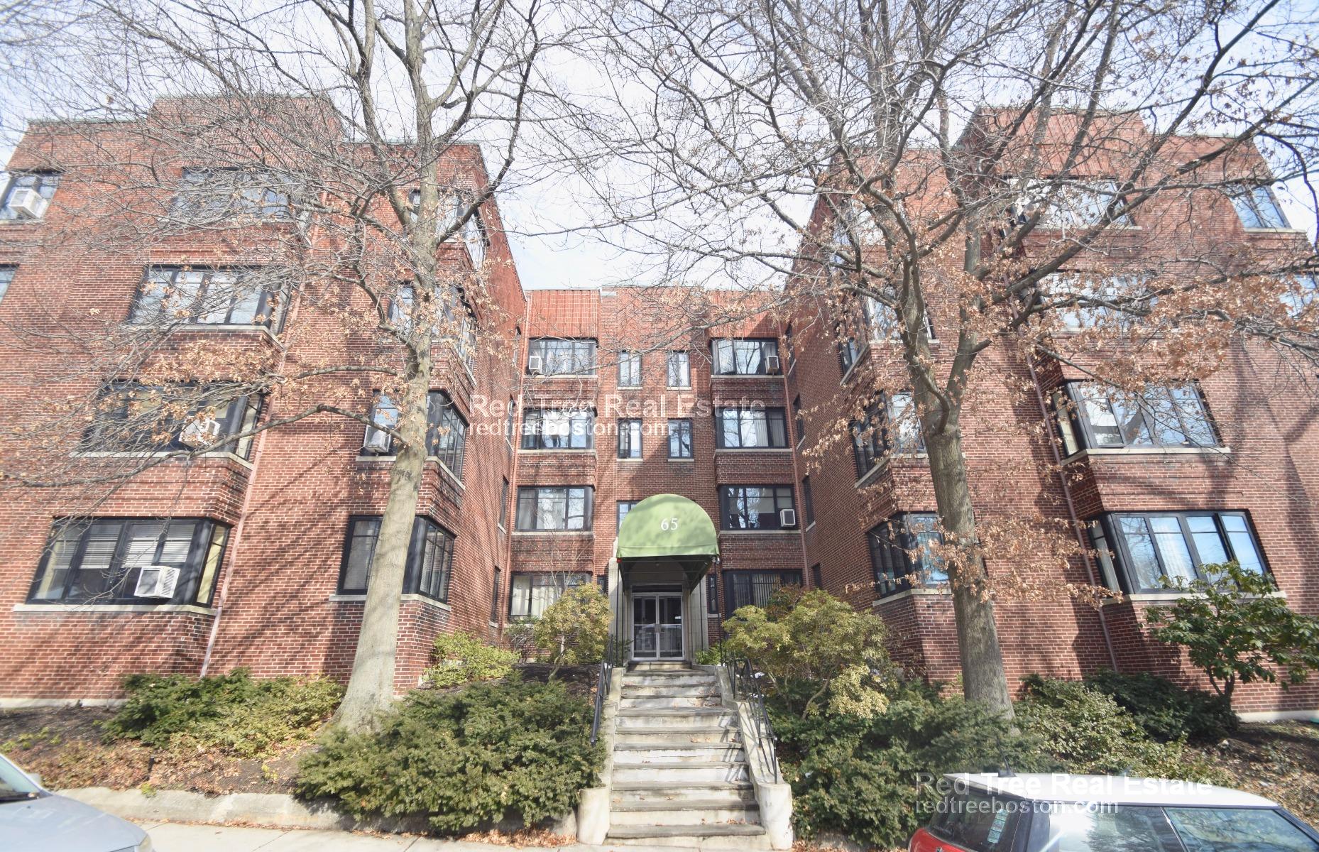 65 Strathmore Rd, Brighton