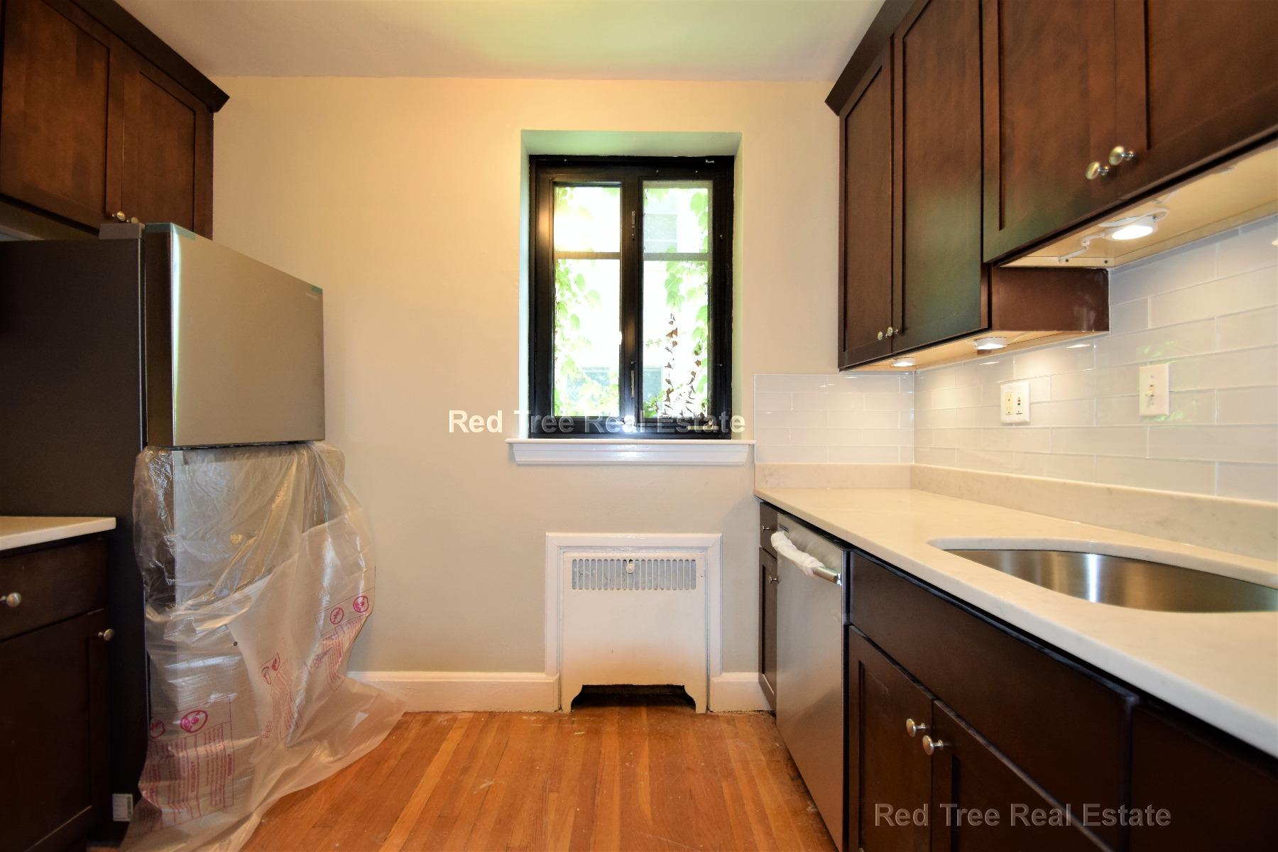 65 Strathmore Rd, Brighton