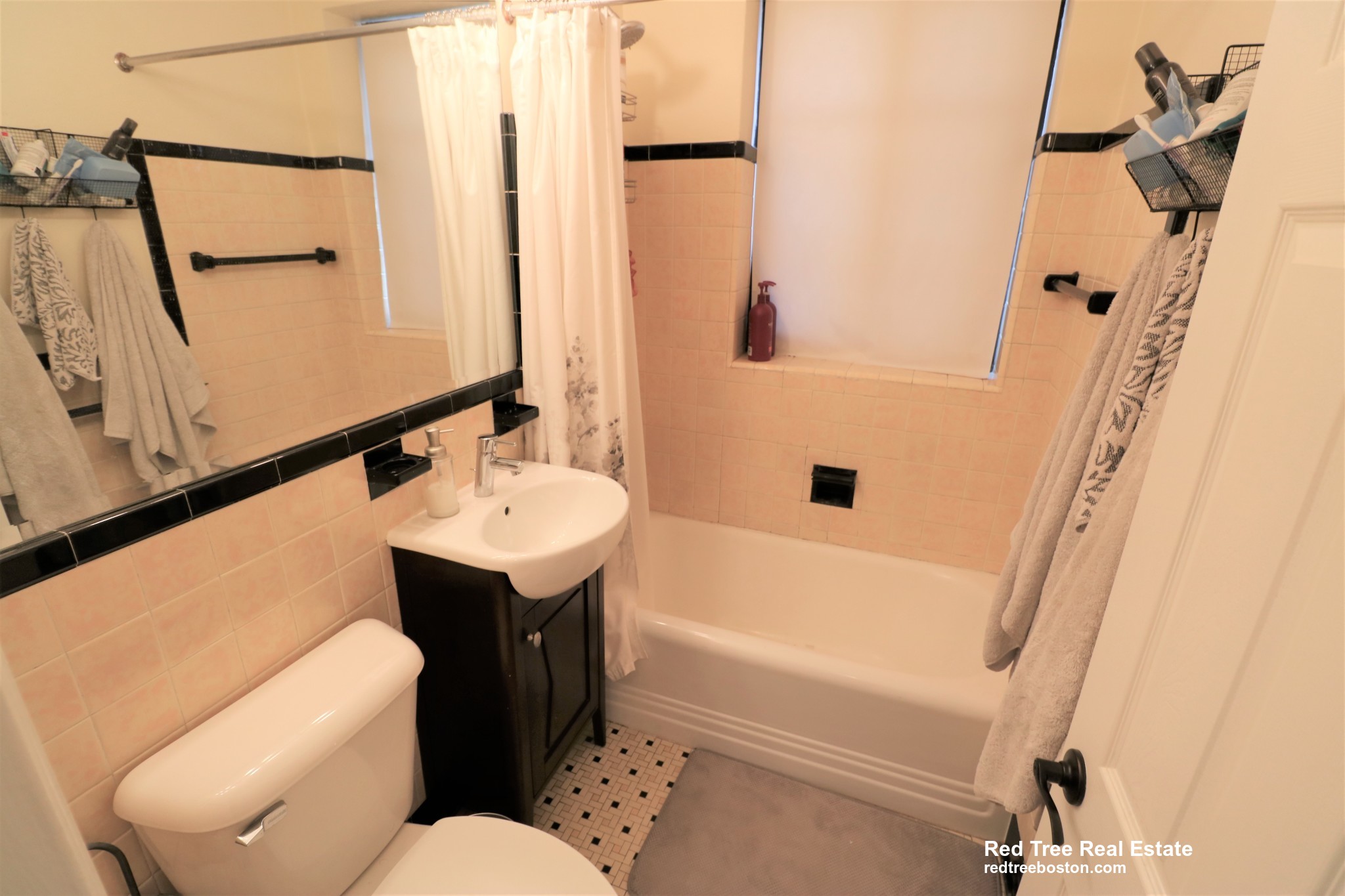 65 Strathmore Rd, Brighton