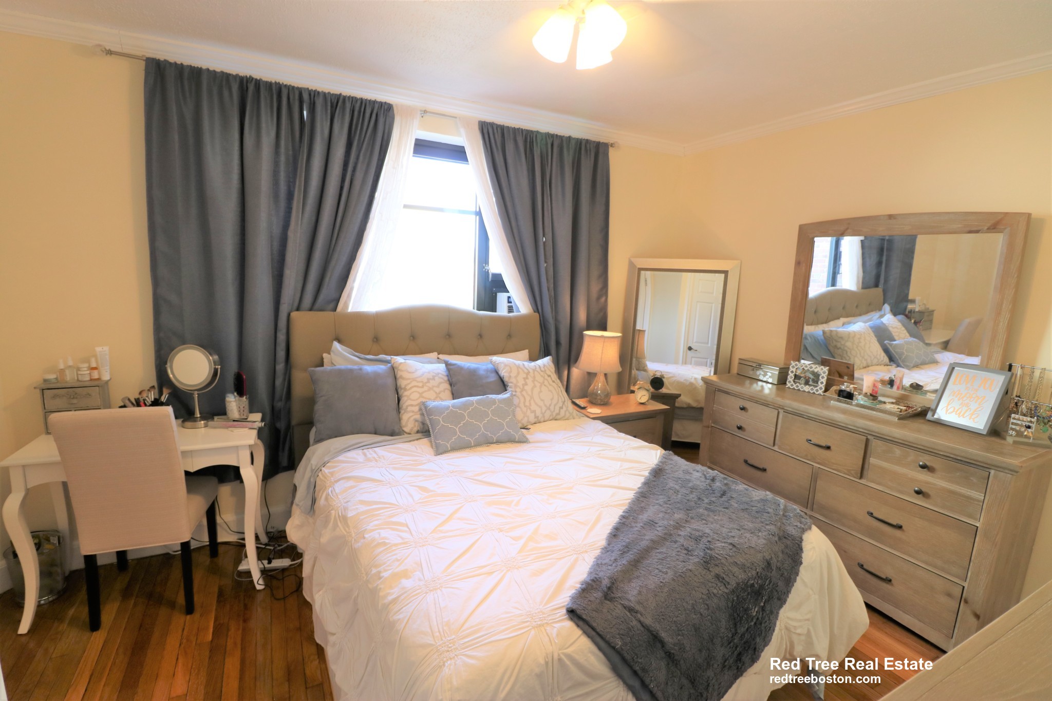 65 Strathmore Rd, Brighton