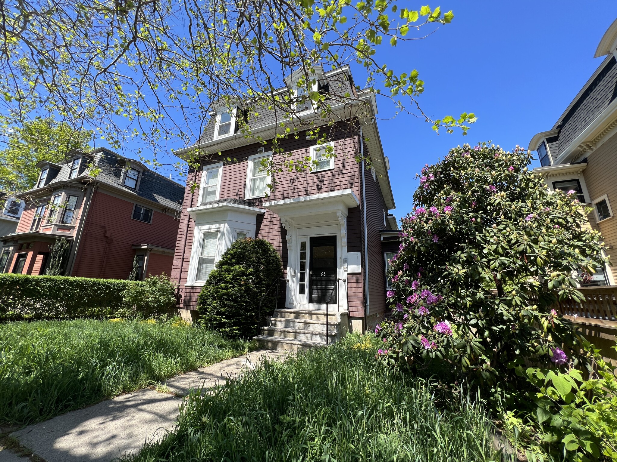 65 Walden St, Neighborhood Nine