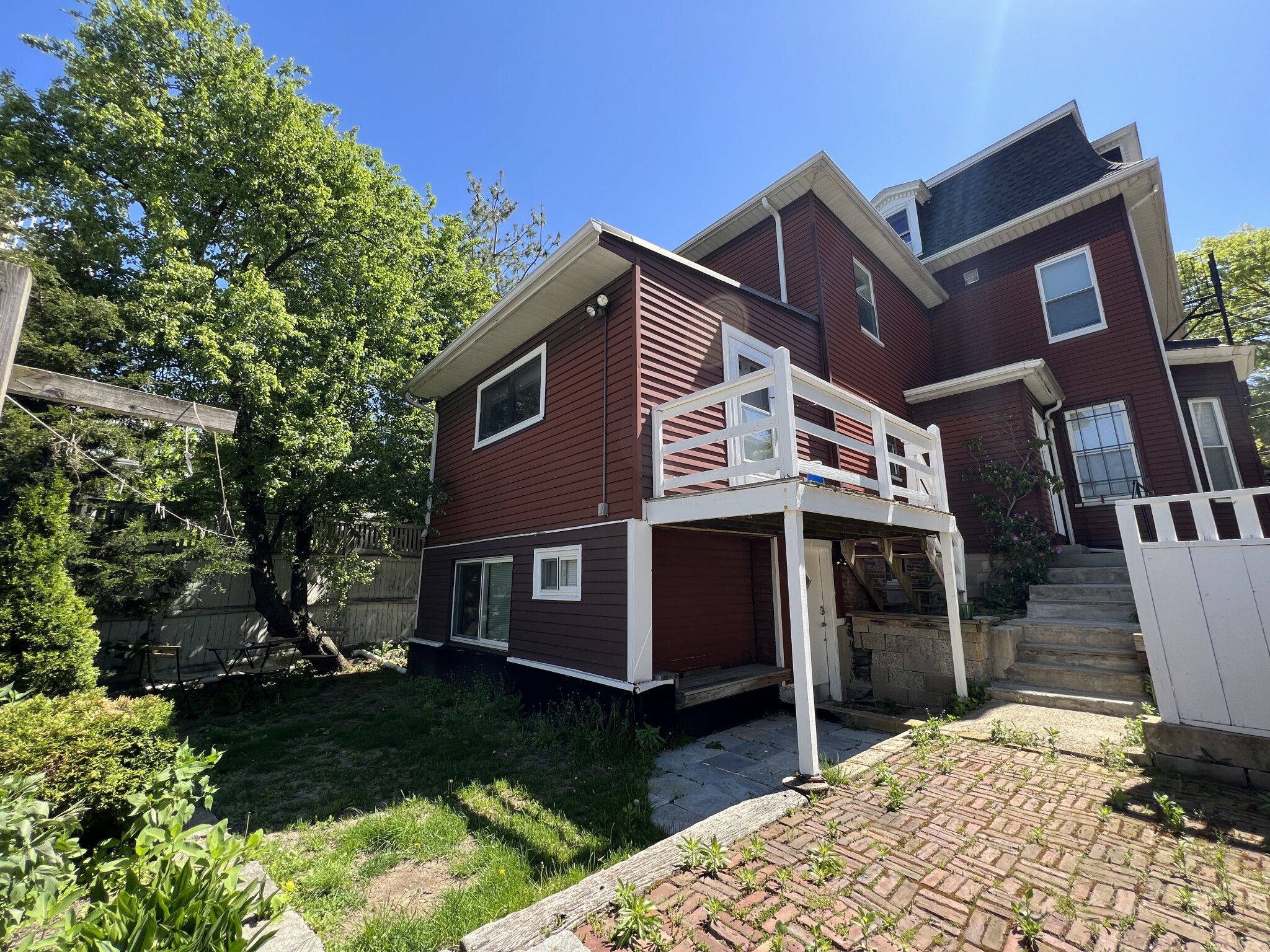 65 Walden St, Neighborhood Nine