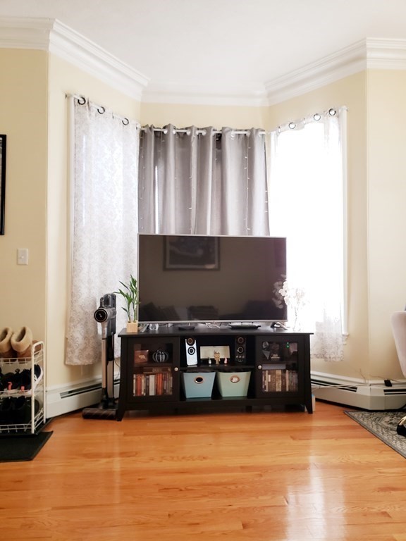 65 Walden St, Porter Square