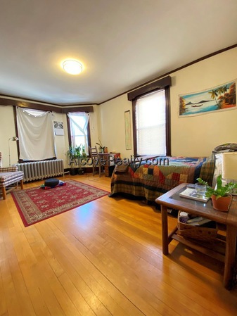 9 Fairfield St, Porter Square