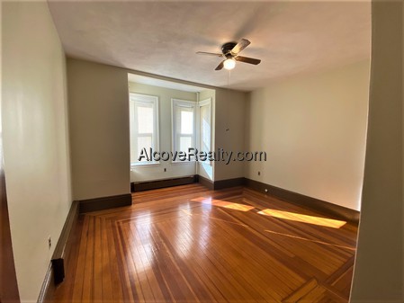 18 Prospect Hill Ave, Union Square