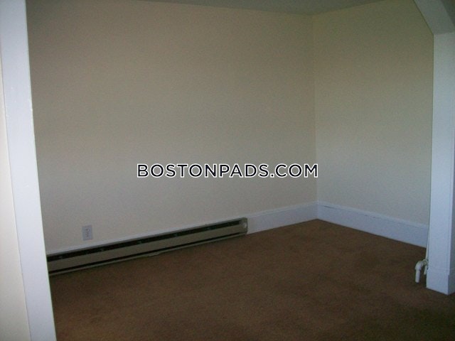 137 Bay State Rd, Fenway