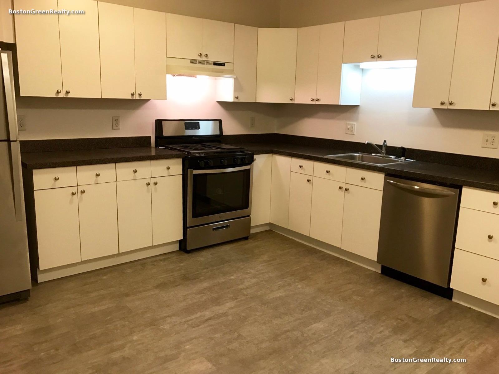 652 Dorchester Ave, South Boston