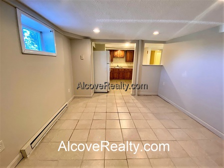 40 Alfred Rd, Arlington