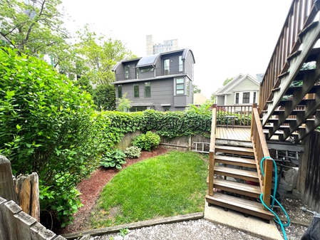 2 Walker Ct, Harvard Square