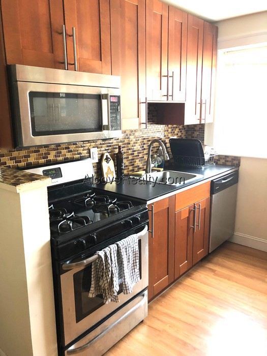 38 Day St, Davis Square