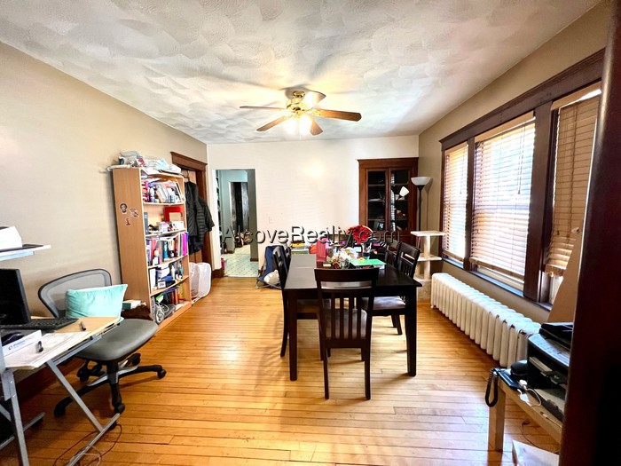 62 Harlow St, Arlington