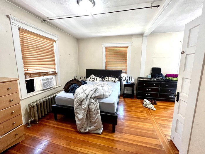 62 Harlow St, Arlington