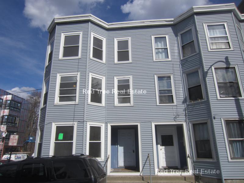 11 Leverett St, Brookline Village