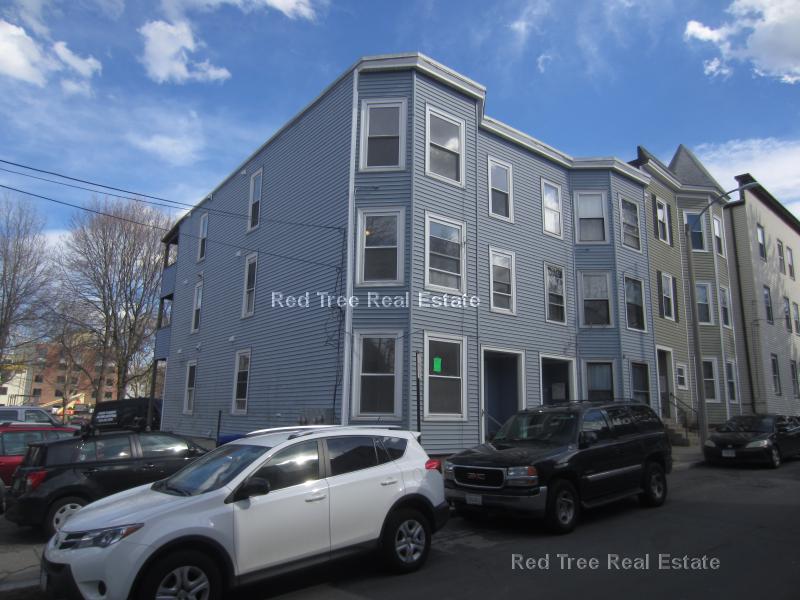 11 Leverett St, Brookline Village