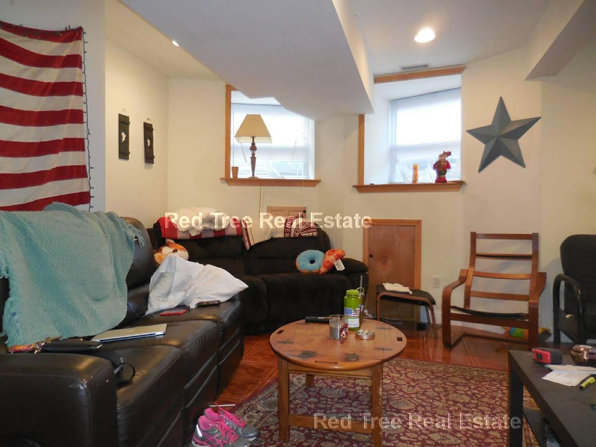 191 Winthrop Rd, Brookline Hills