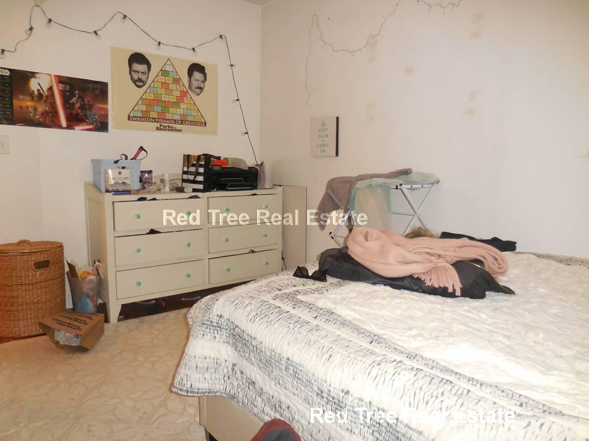 191 Winthrop Rd, Brookline Hills