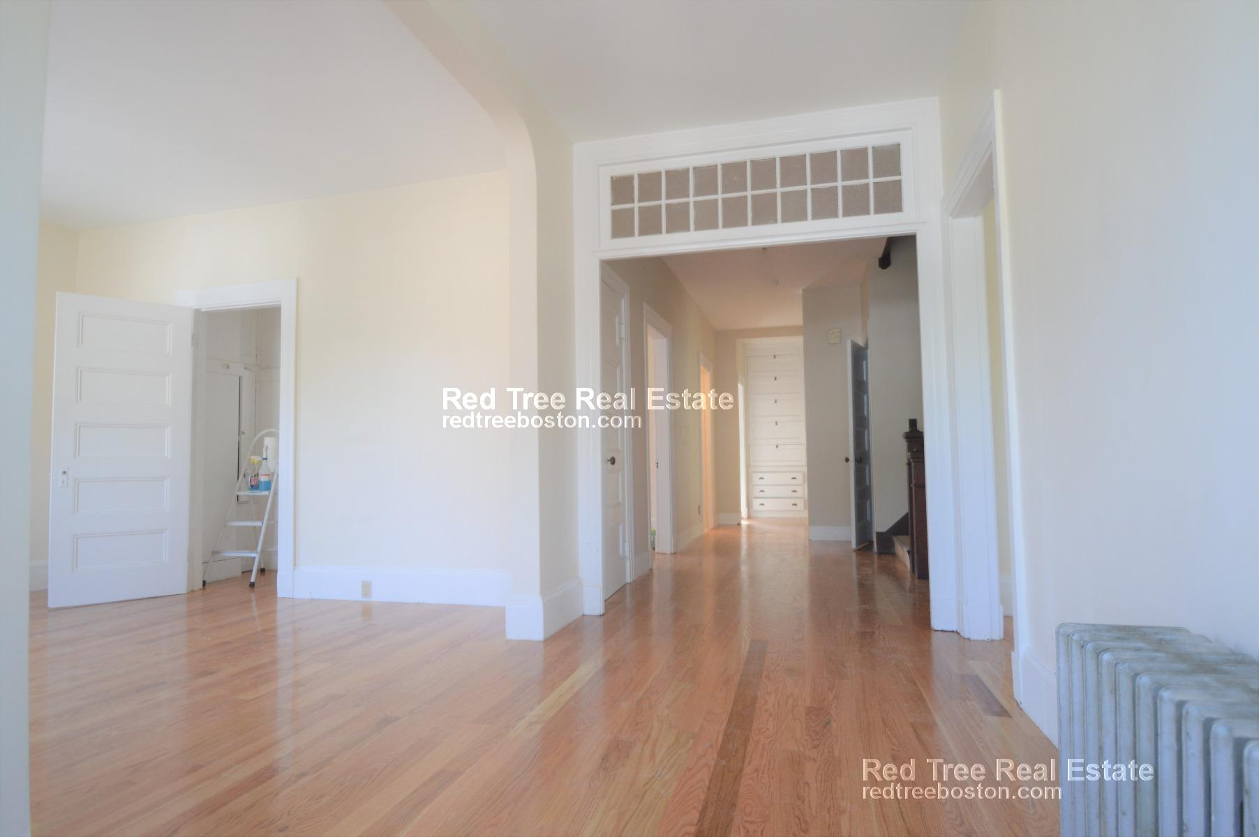 34 Auburn St, Coolidge Corner