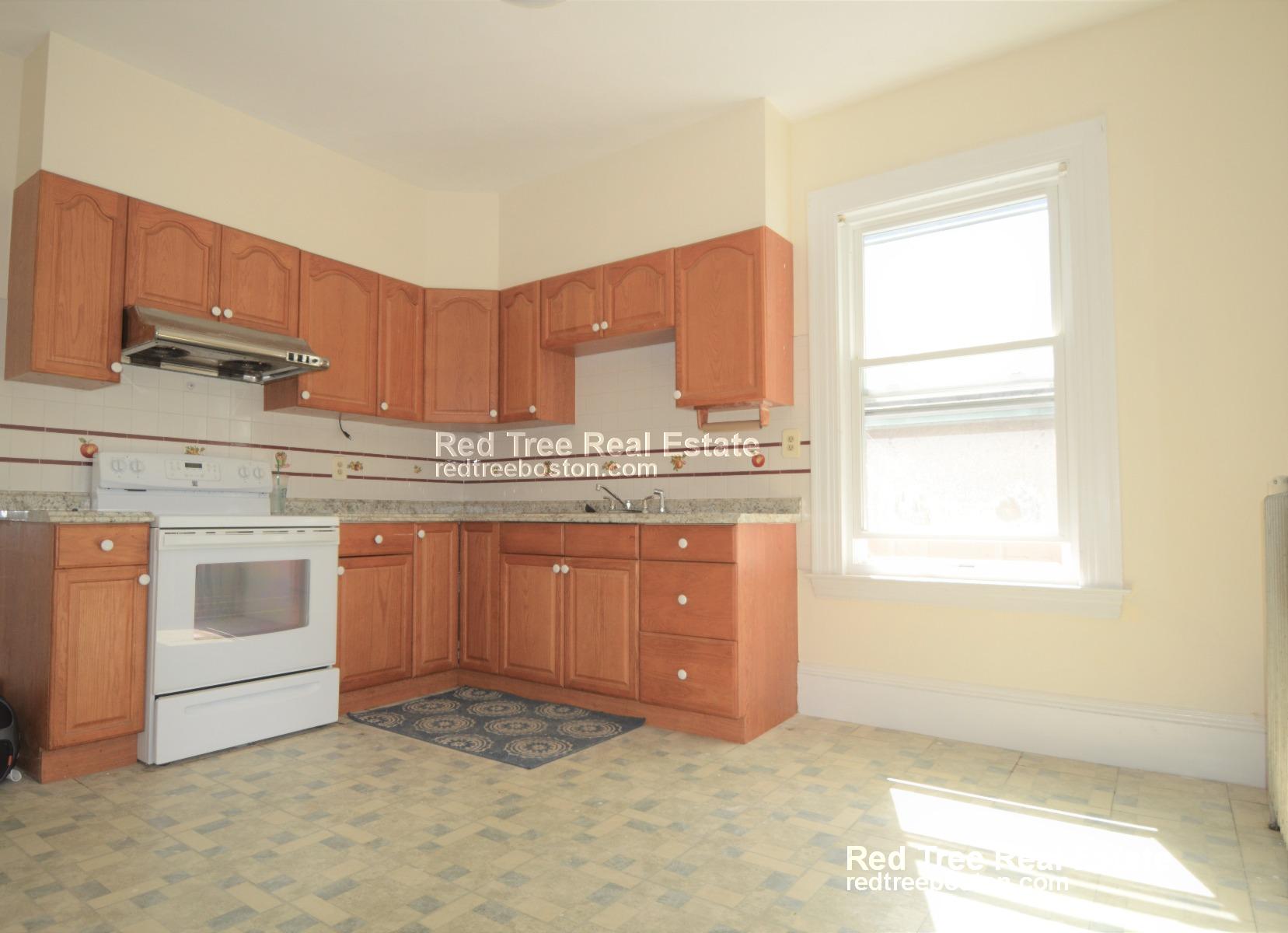 34 Auburn St, Coolidge Corner