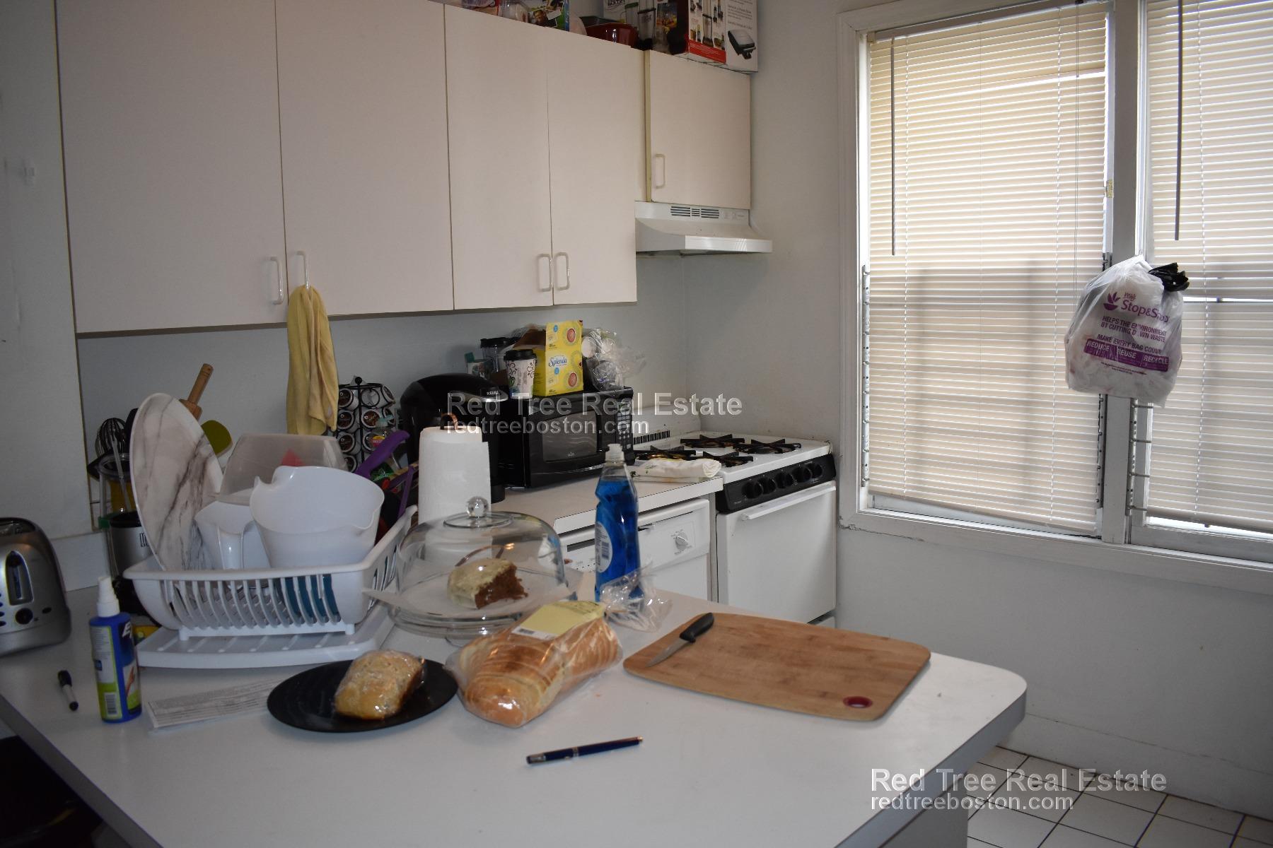 530 Cambridge St, Allston