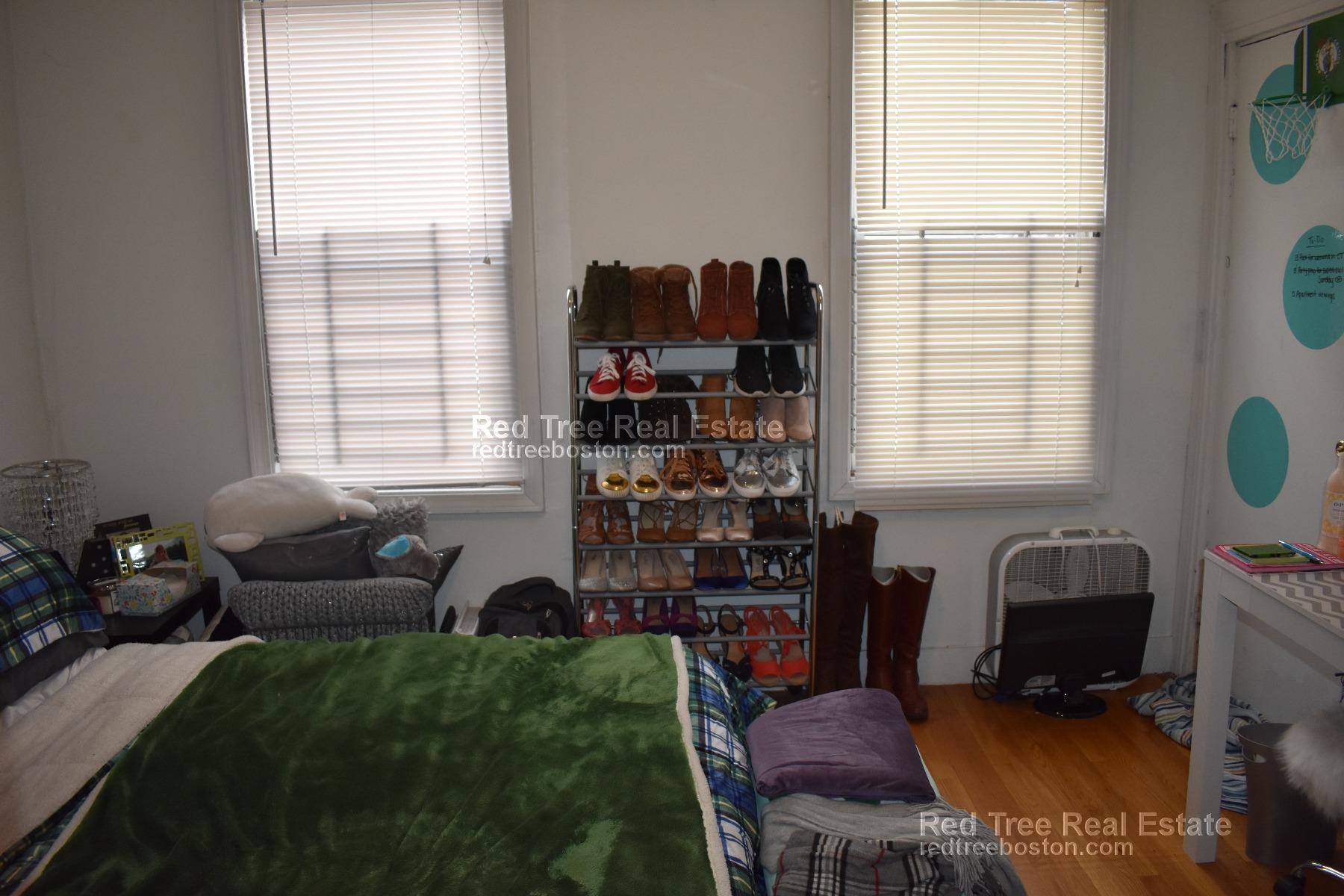 530 Cambridge St, Allston